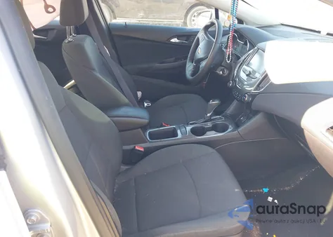 2017 Chevrolet Cruze Lt Auto z USA, uszkodzony, nr VIN 1G1BE5SM8H7115321